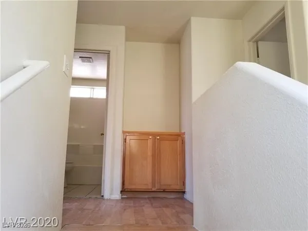 $469,900 | 9937 La Paca Avenue, Las Vegas, NV 89117