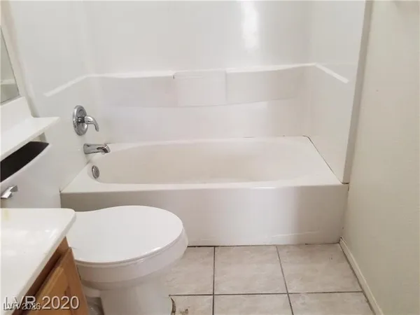 $469,900 | 9937 La Paca Avenue, Las Vegas, NV 89117