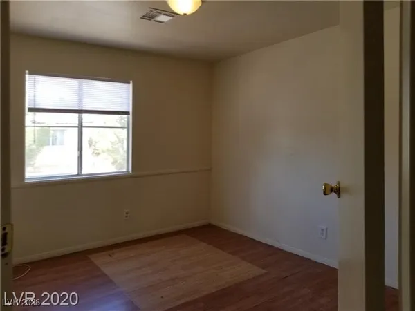 $469,900 | 9937 La Paca Avenue, Las Vegas, NV 89117