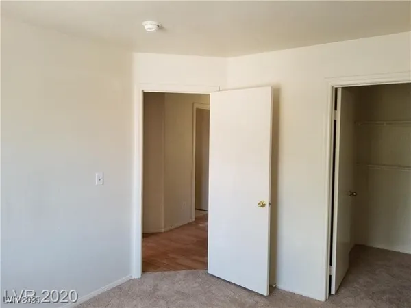 $469,900 | 9937 La Paca Avenue, Las Vegas, NV 89117