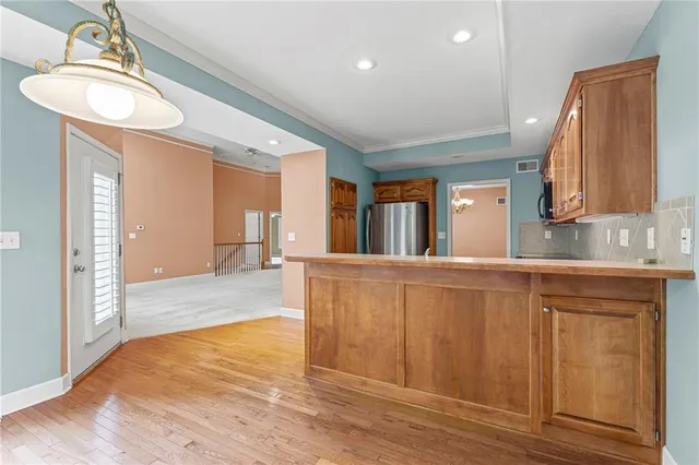 $370,000 | 4132 Southwest Minnesota Drive, Lee's Summit, MO 64082