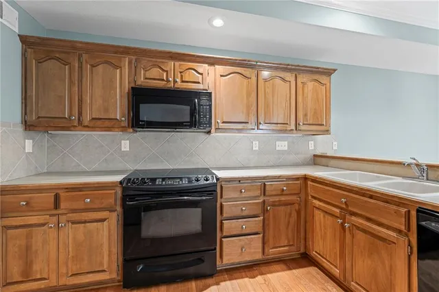 $370,000 | 4132 Southwest Minnesota Drive, Lee's Summit, MO 64082