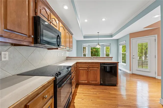 $370,000 | 4132 Southwest Minnesota Drive, Lee's Summit, MO 64082