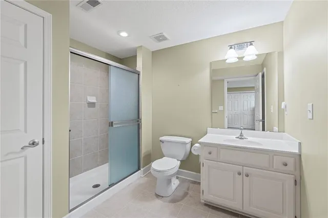 $370,000 | 4132 Southwest Minnesota Drive, Lee's Summit, MO 64082