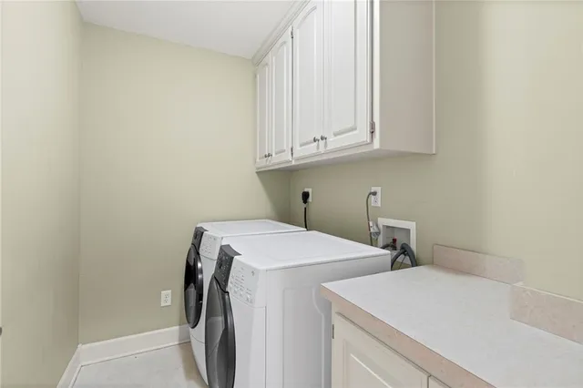 $370,000 | 4132 Southwest Minnesota Drive, Lee's Summit, MO 64082