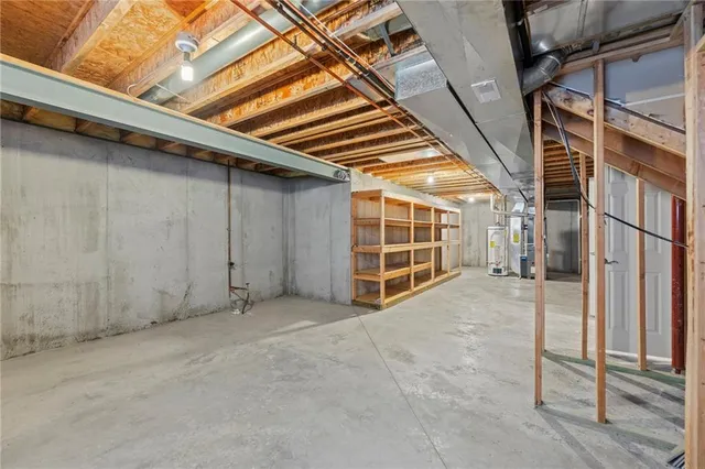 $370,000 | 4132 Southwest Minnesota Drive, Lee's Summit, MO 64082