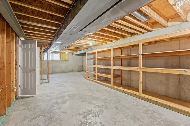 $370,000 | 4132 Southwest Minnesota Drive, Lee's Summit, MO 64082