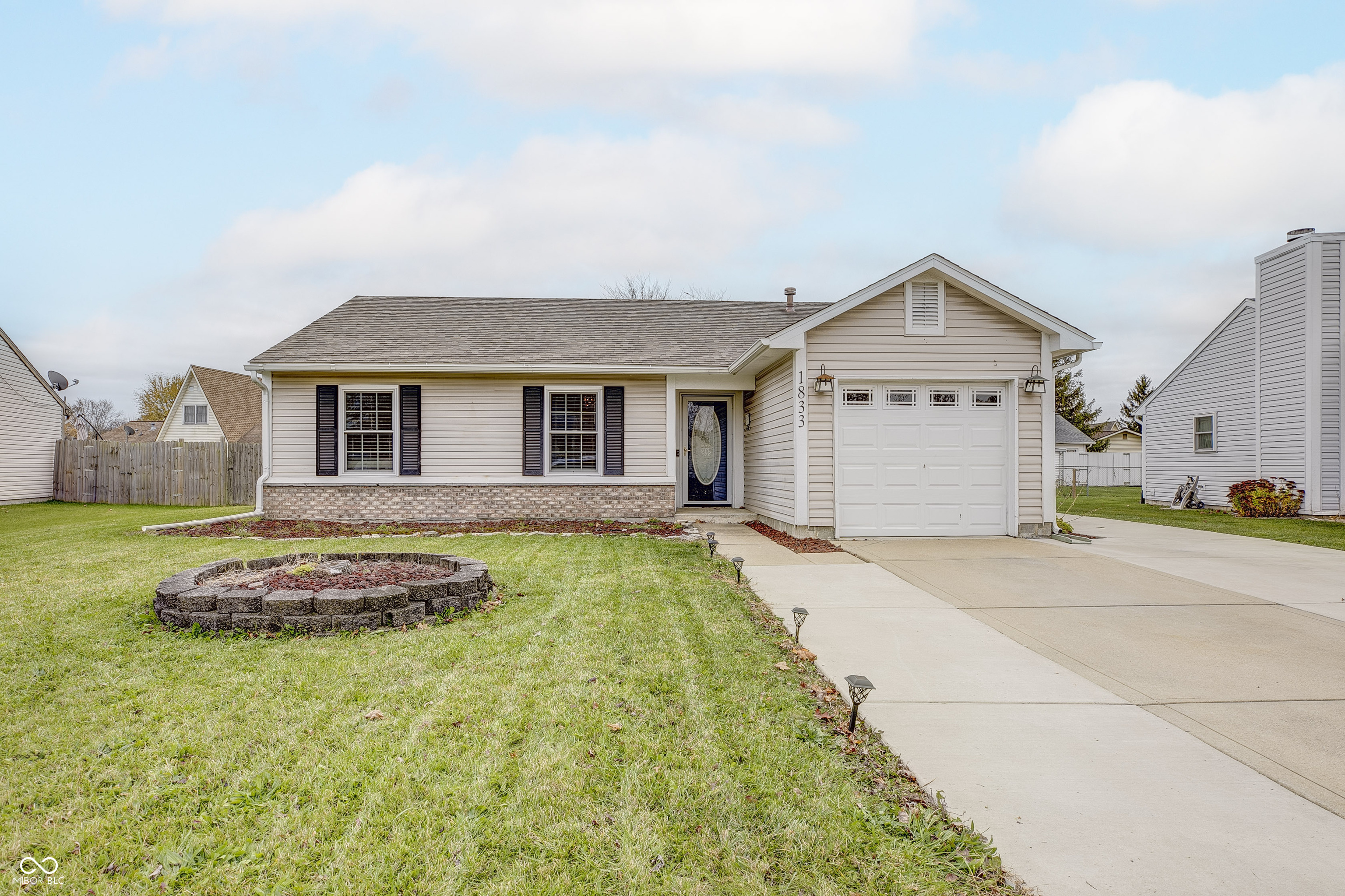 1833 Austin Road Kokomo, IN 46901 - Photo 1 of 28 Gallery Image 1