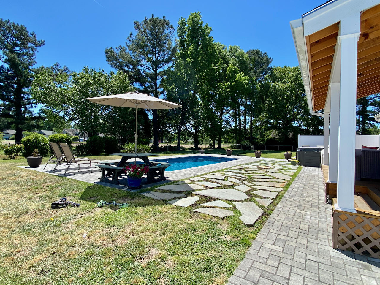 4218 Old Cherry Point Road New Bern, NC 28560 - Photo 40 of 76 Pool area