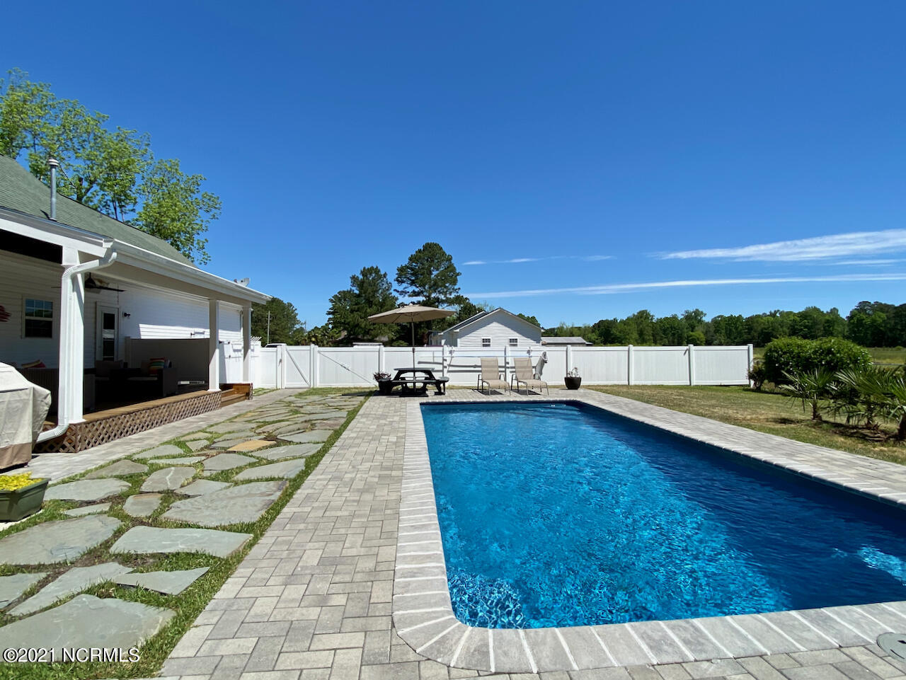 4218 Old Cherry Point Road New Bern, NC 28560 - Photo 44 of 76 Pool