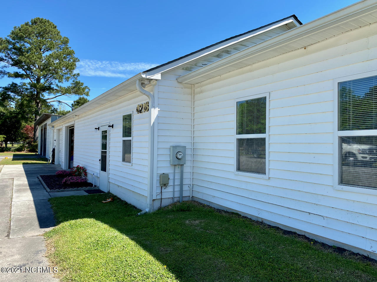 4218 Old Cherry Point Road New Bern, NC 28560 - Photo 53 of 76 Garage 2 and recreation area