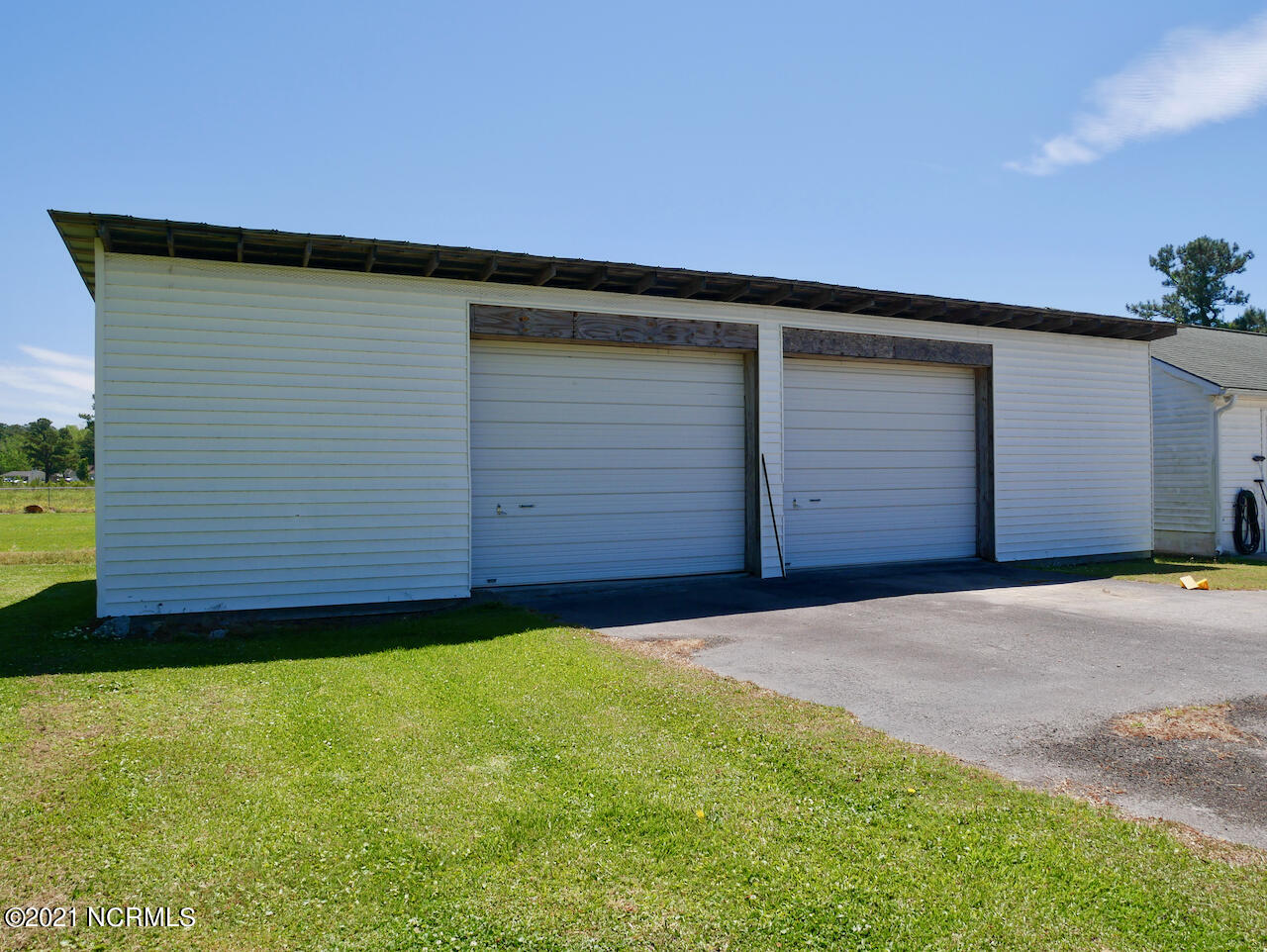 4218 Old Cherry Point Road New Bern, NC 28560 - Photo 64 of 76 Garage 3 - large storage area