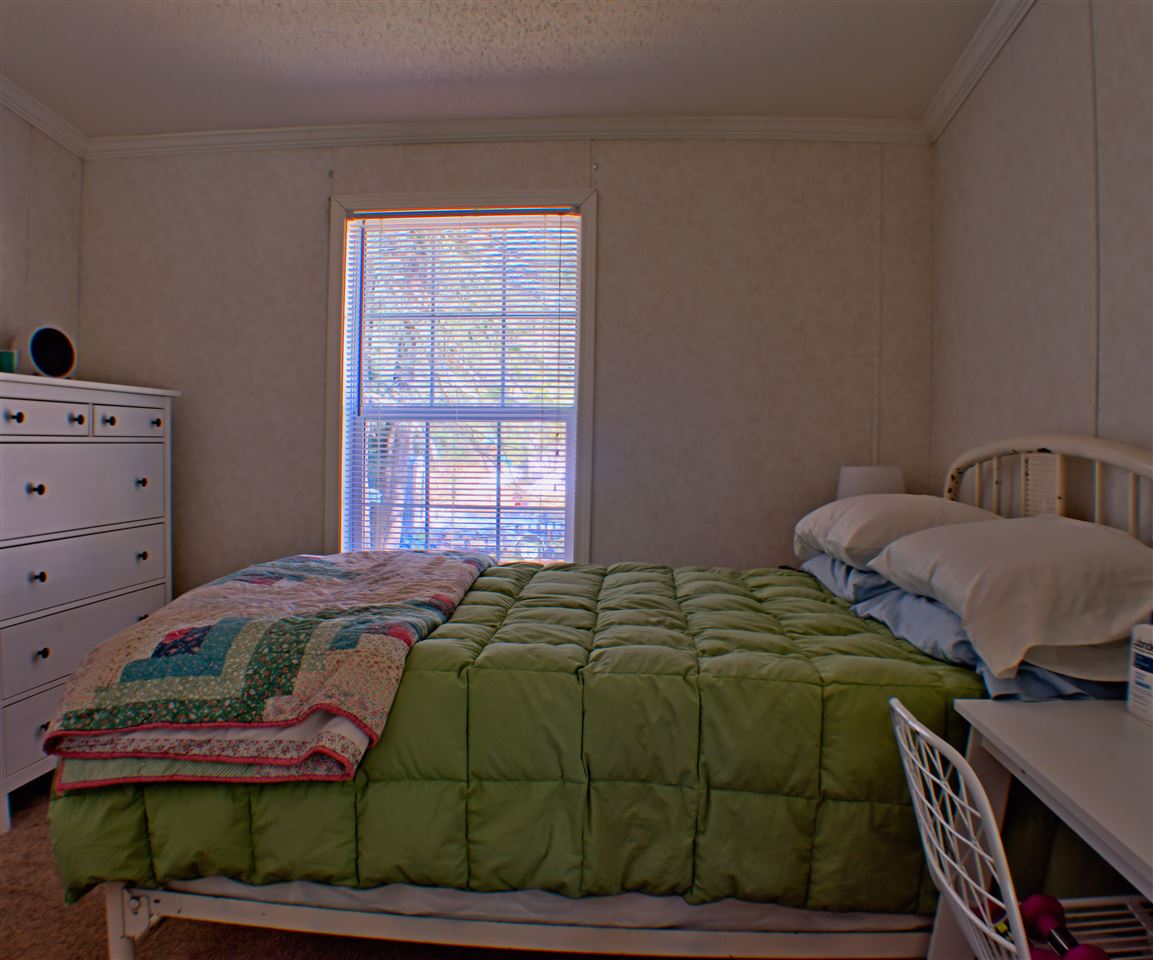 33 A Hemlock Street Rochester, NH 03867 - Photo 13 of 25