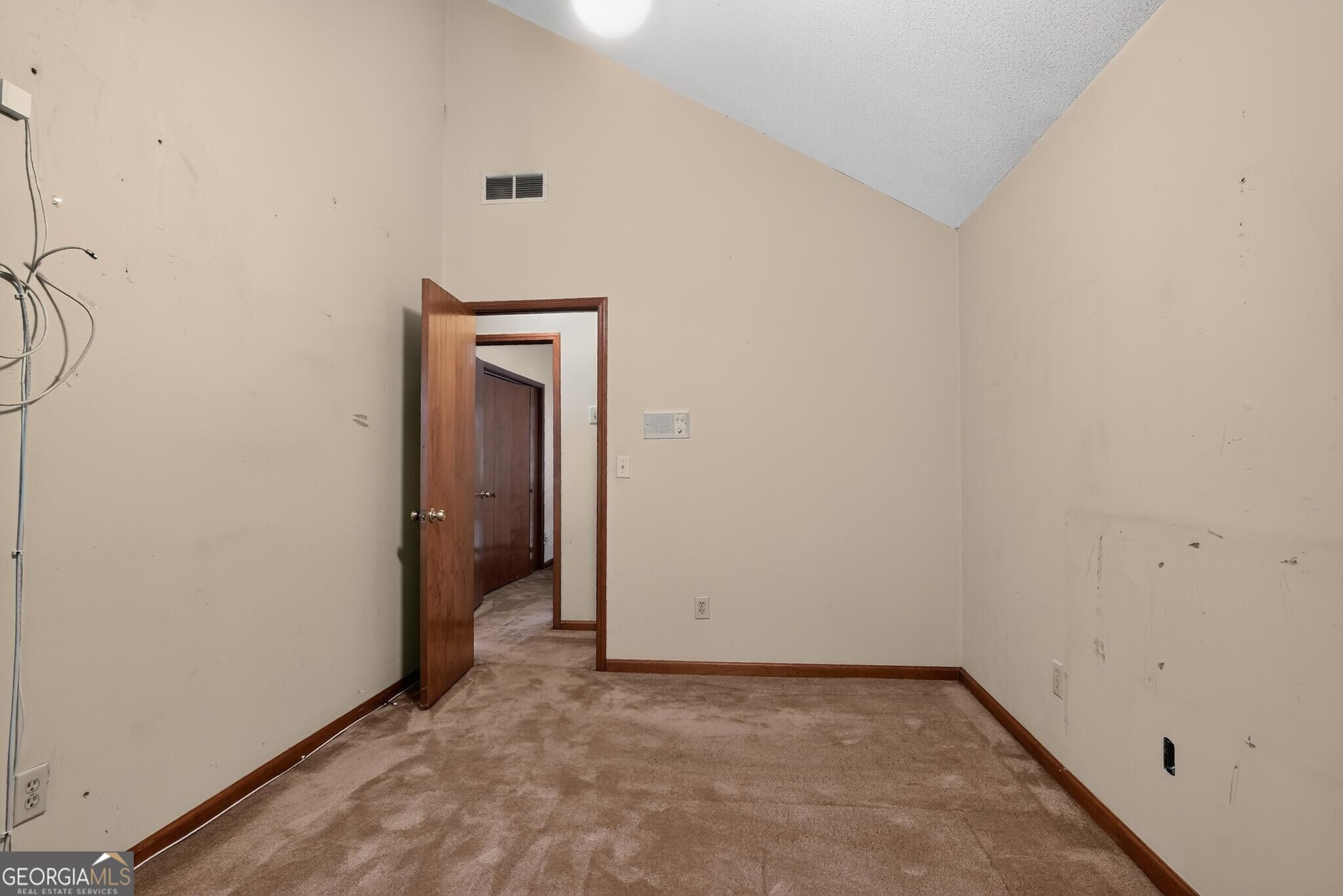 612 Tom Smith Road Southwest Lilburn, GA 30047 - Photo 18 of 33 Gallery Image 18