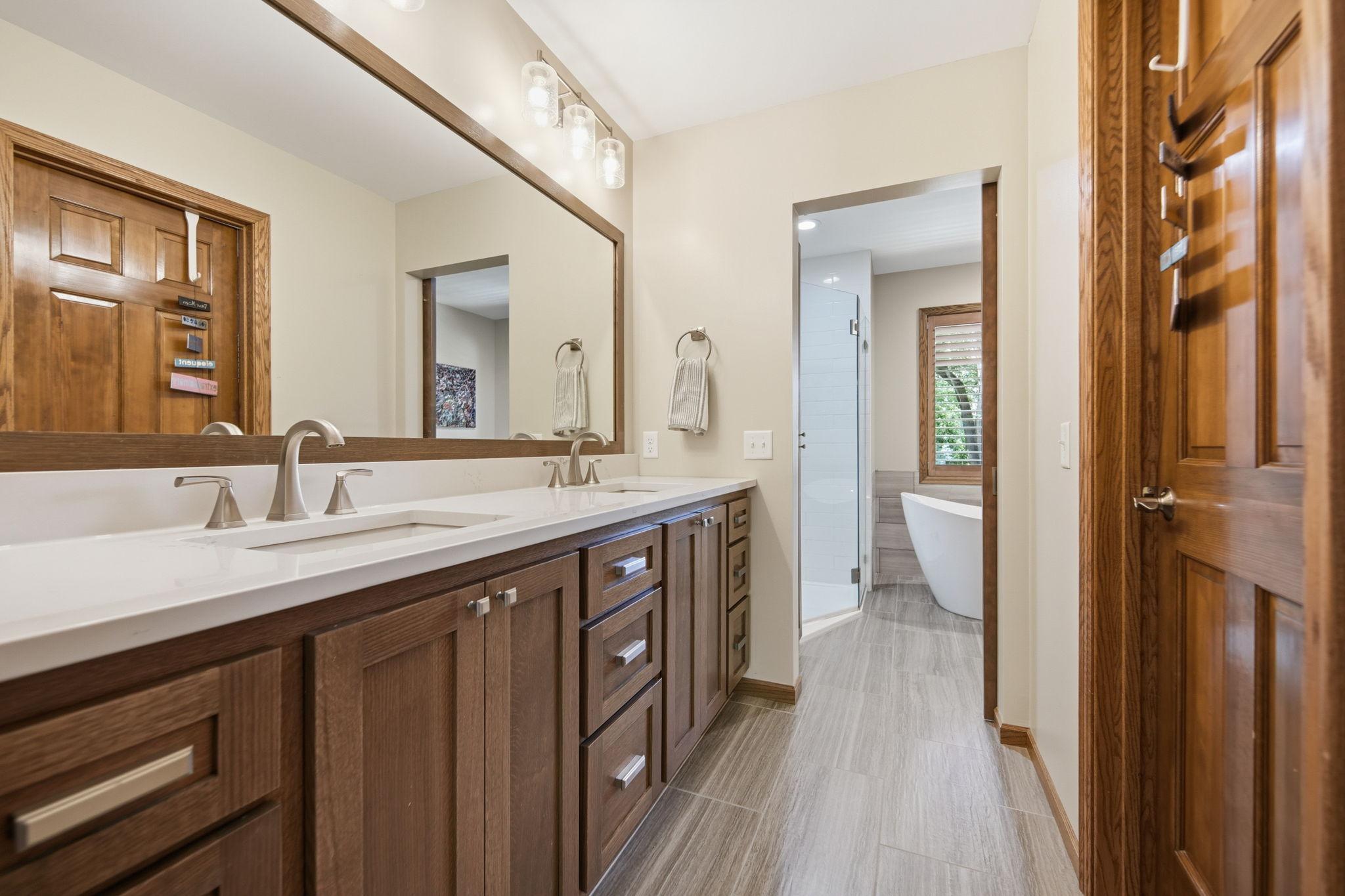 699 Bridle Ridge Road Eagan, MN 55123 - Photo 32 of 77