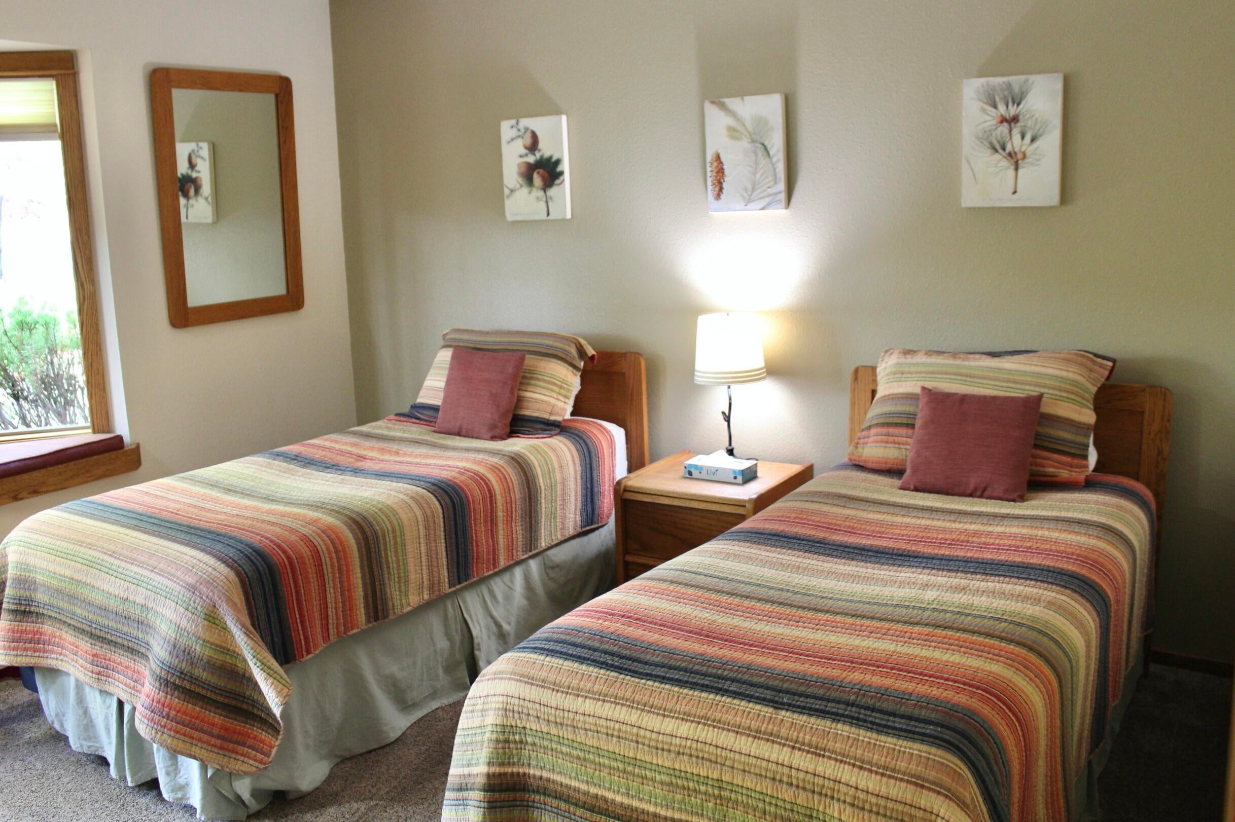 57307 Beaver Ridge Loop, Unit 7C Sunriver, OR 97707 - Photo 14 of 21 14-Gbed-R7
