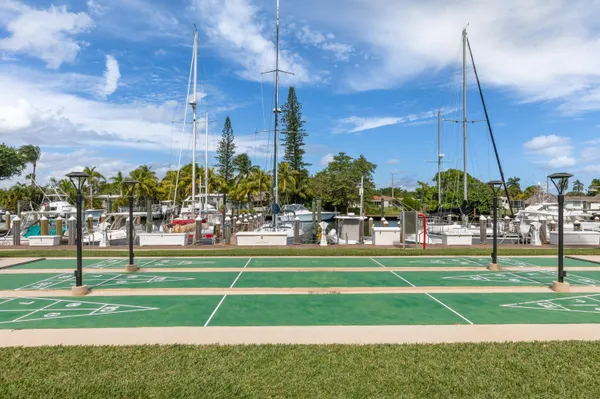 $1,950 | 2731 Northeast 14th Street, Unit 331, Pompano Beach, FL 33062