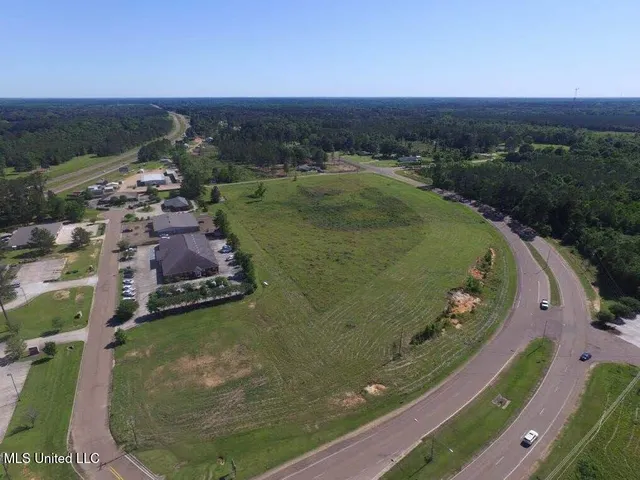 $830,000 | 1338 A Brookway Boulevard, Brookhaven, MS 39601