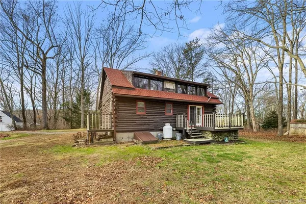 $2,000 | 30 Hungerford Road, East Haddam, CT 06423