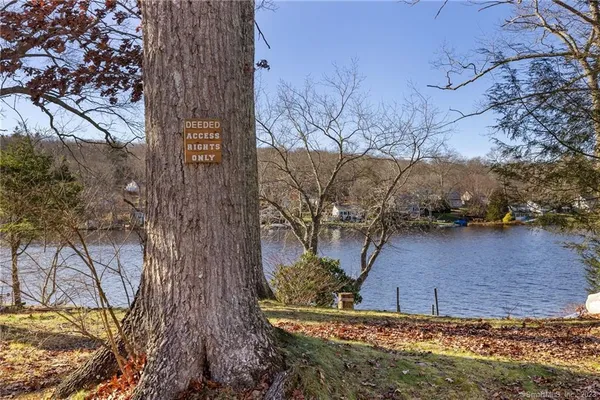 $2,000 | 30 Hungerford Road, East Haddam, CT 06423