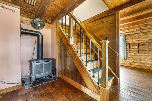 $2,000 | 30 Hungerford Road, East Haddam, CT 06423