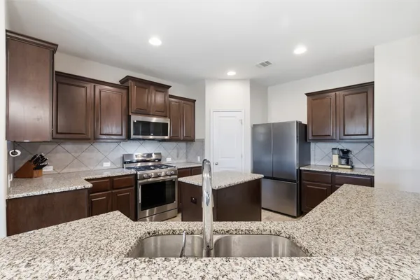 $2,099 | 157 Fire Wheel Pass, Liberty Hill, TX 78642