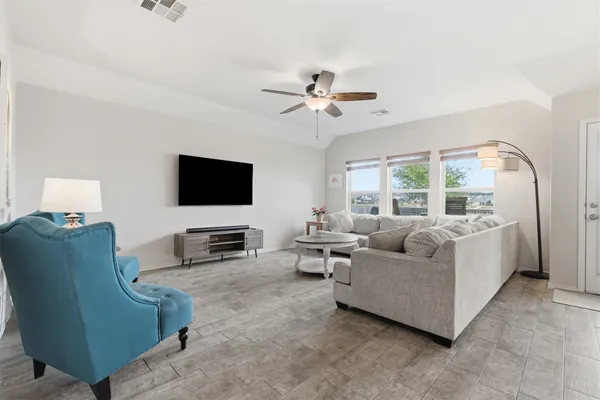 $2,099 | 157 Fire Wheel Pass, Liberty Hill, TX 78642