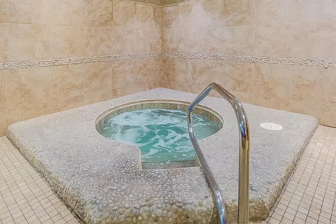 $739,000 | 1040 Highway 98, Unit 518, Destin, FL 32541