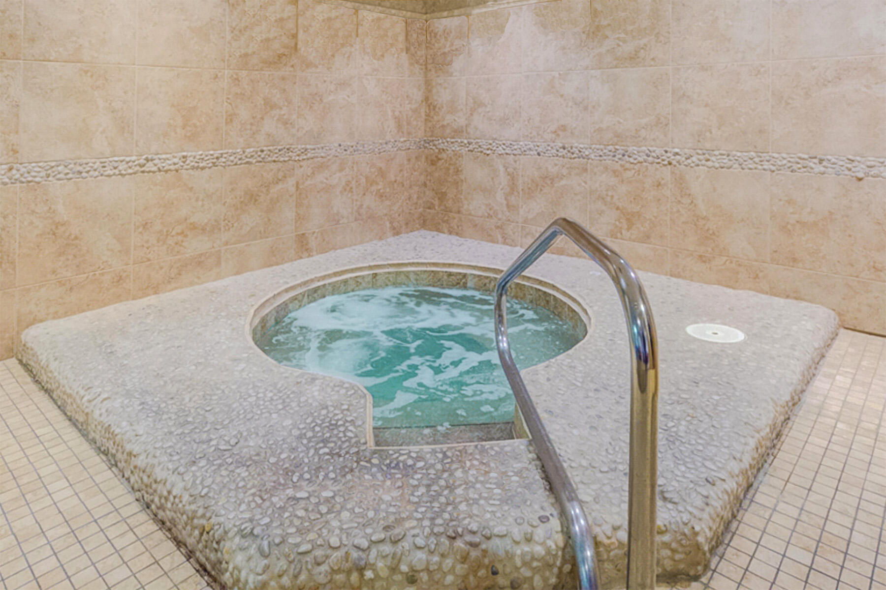 1040 Highway 98, Unit 518 Destin, FL 32541 - Photo 36 of 40 a close view of tap