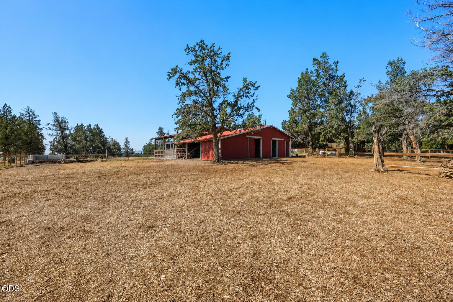 69175 Holmes Road Sisters, OR 97759 - Photo 34 of 46 Gallery Image 34