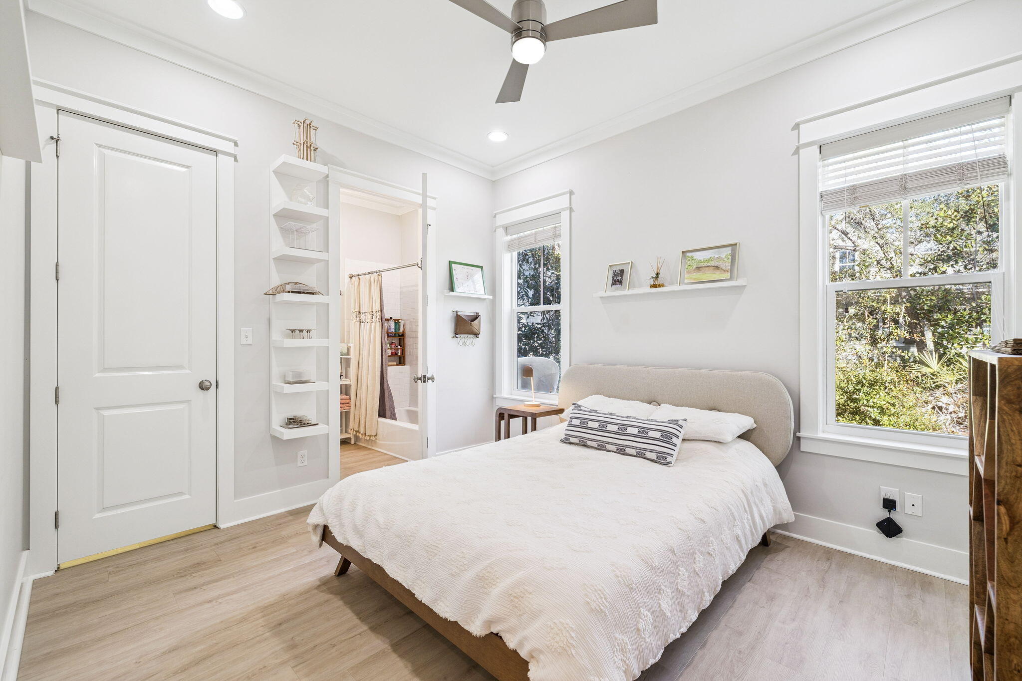 113 Nickajack North Santa Rosa Beach, FL 32459 - Photo 23 of 87 a bedroom with a large bed and a window
