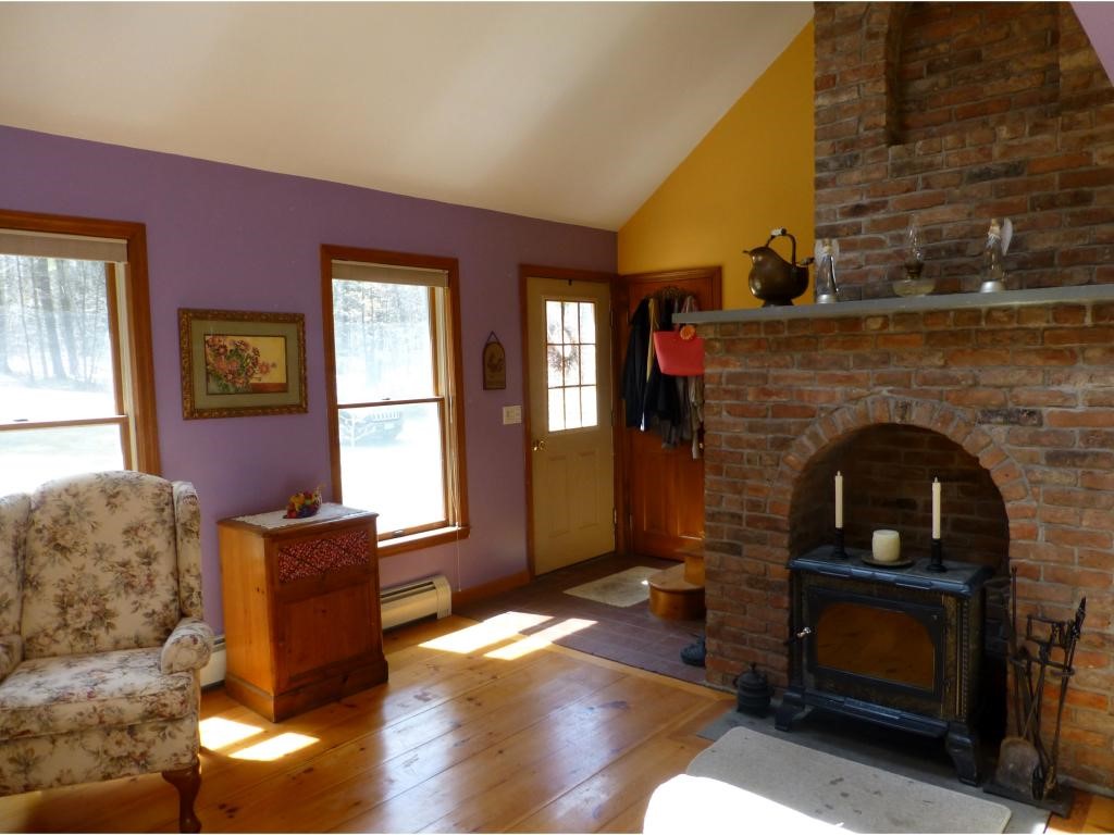 19 Toby Hill Road Newfane, VT 05351 - Photo 2 of 20