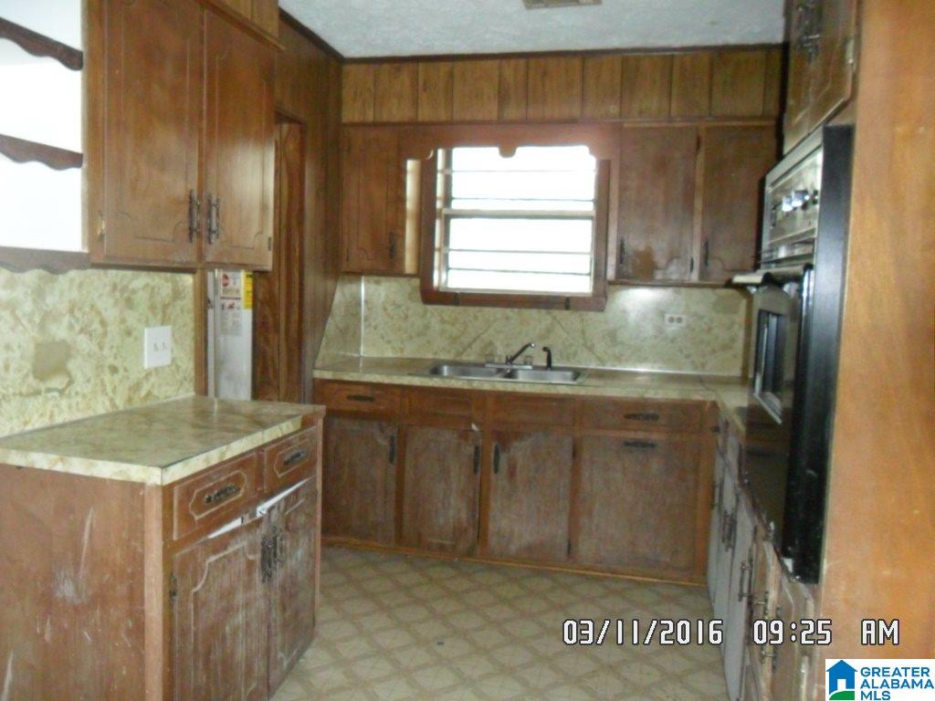 122 Robinson Street Jemison, AL 35085 - Photo 5 of 13