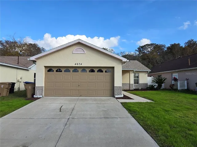$2,000 | 4674 Prairie Point Boulevard, Kissimmee, FL 34746