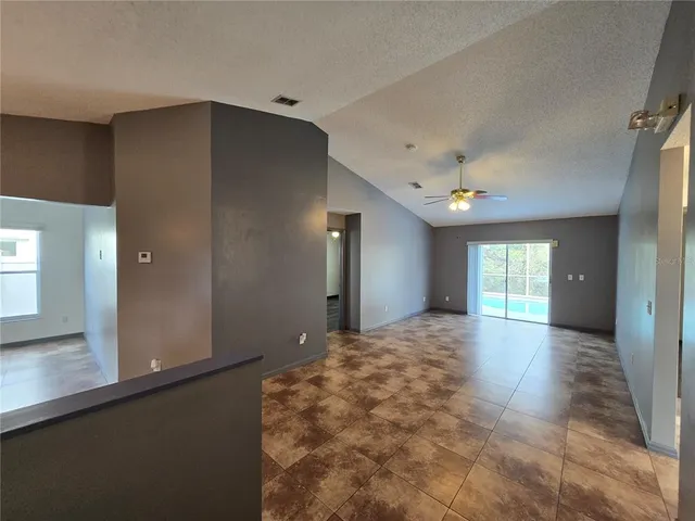 $2,000 | 4674 Prairie Point Boulevard, Kissimmee, FL 34746