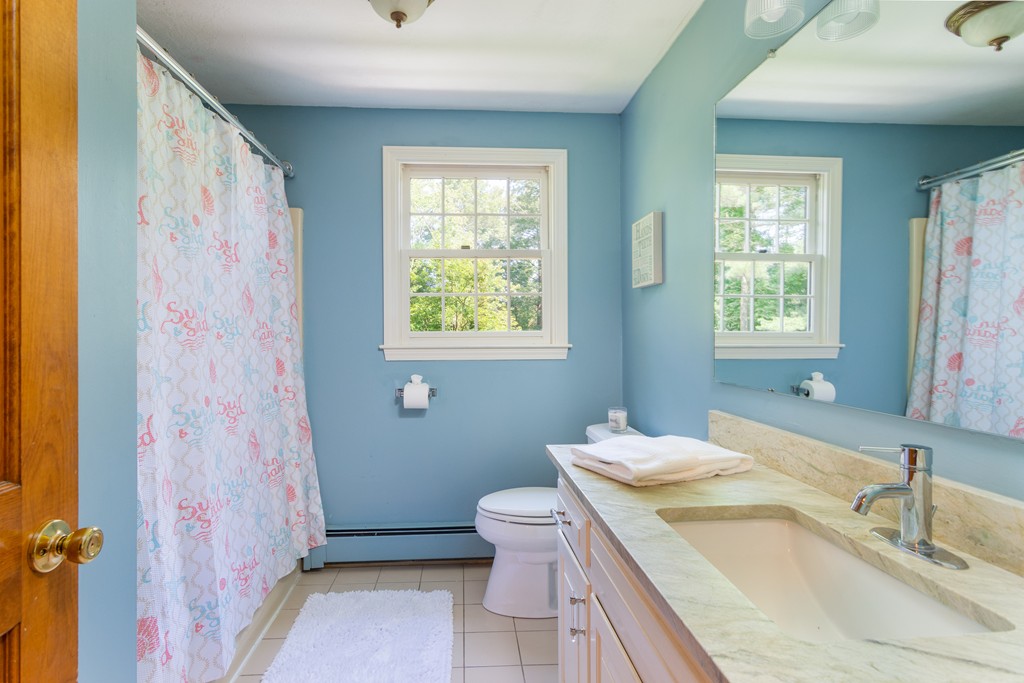 12 Castle Road Norfolk, MA 02056 - Photo 23 of 30 Gallery Image 23