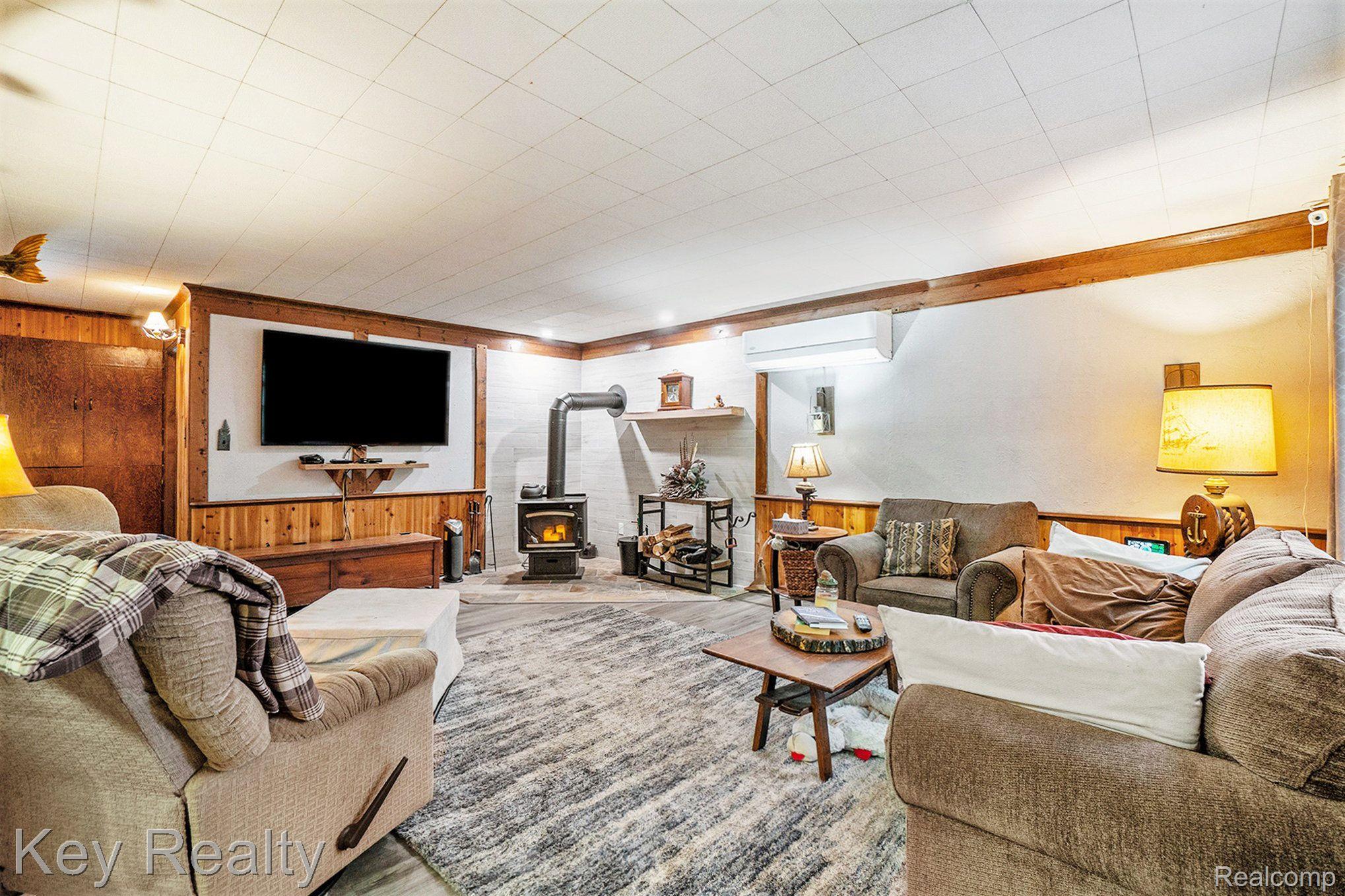 5660 Guthrie Road Mesick, MI 49668 - Photo 6 of 28 Gallery Image 6