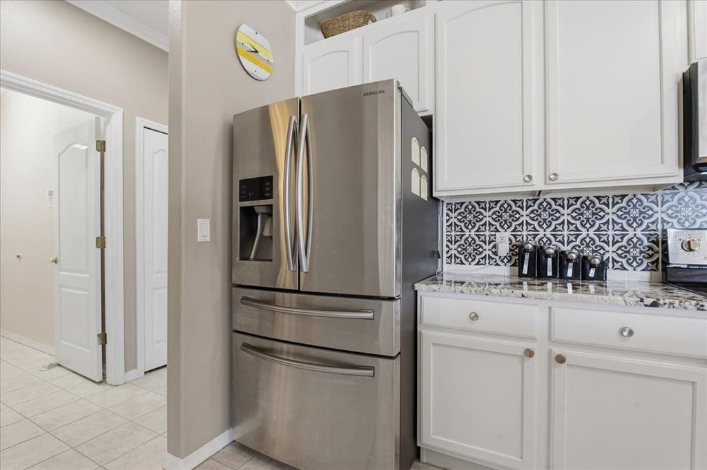 2634 Ravendale Lane Holiday, FL 34691 - Photo 14 of 57