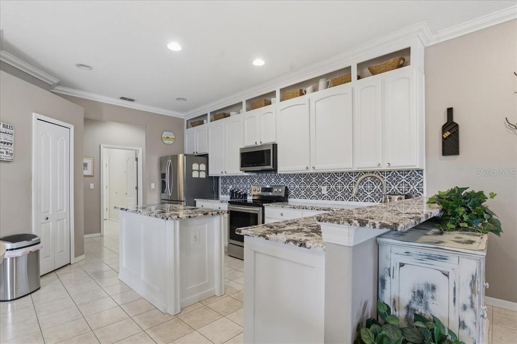 2634 Ravendale Lane Holiday, FL 34691 - Photo 16 of 57