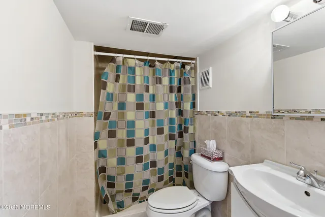 $1,075,000 | 1474 14th Street, Lakewood, NJ 08701