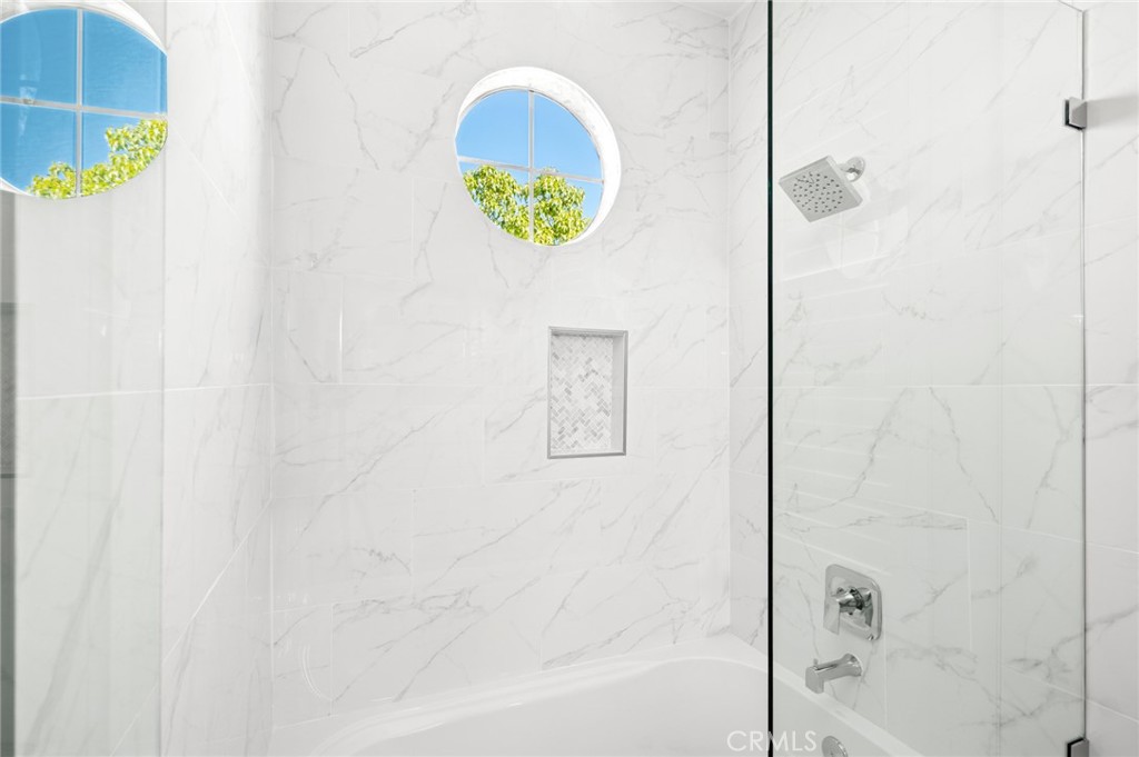 20 Fecamp Newport Coast, CA 92657 - Photo 18 of 35 a bathroom with a shower