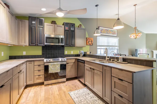 $300,000 | 39 Dragoon Court, Rossville, GA 30741