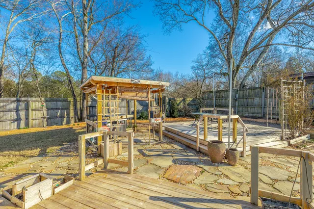 $300,000 | 39 Dragoon Court, Rossville, GA 30741