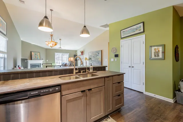 $300,000 | 39 Dragoon Court, Rossville, GA 30741