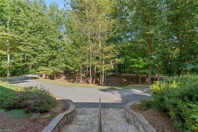 $480,000 | 6901 Wooden Rail Lane, Summerfield, NC 27358