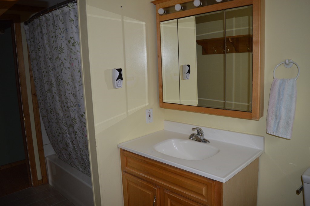 6174 Hart Road South Boardman, MI 49680 - Photo 33 of 41 1846900-32.JPG