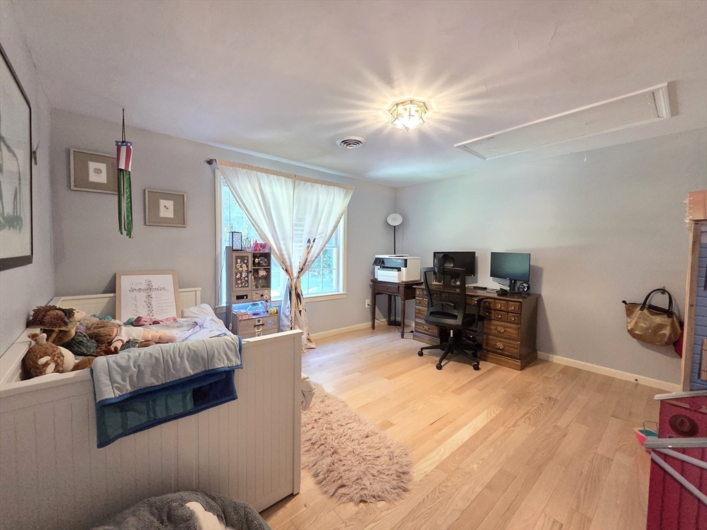 29 Cushing Road Webster, MA 01570 - Photo 23 of 35 Gallery Image 23