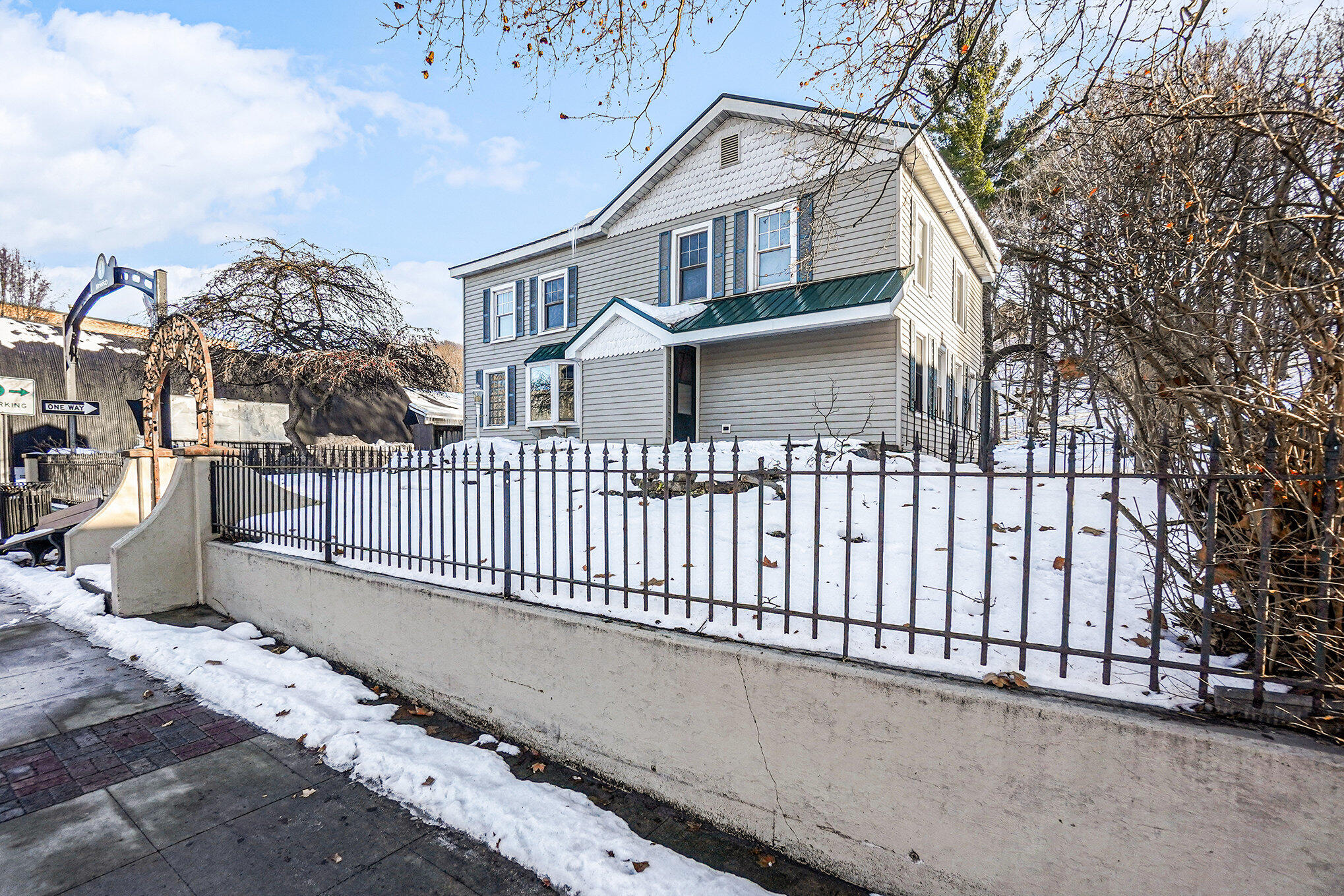 86 State Road Newaygo, MI 49337 - Photo 3 of 32 005_dsc05418_458