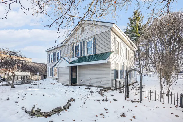 $290,000 | 86 State Road, Newaygo, MI 49337