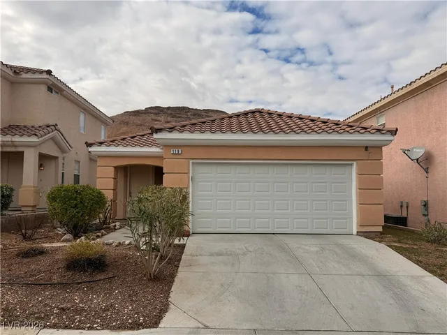 $1,890 | 119 Standing Stone Street, Las Vegas, NV 89148